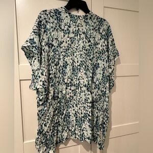 LOFT Teal and White Patterned Wrap. XS/S.